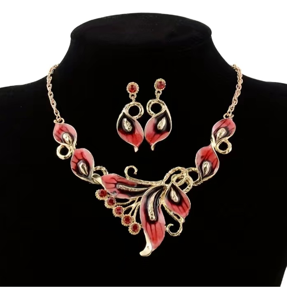 Red floral 2 pc necklace and earrings